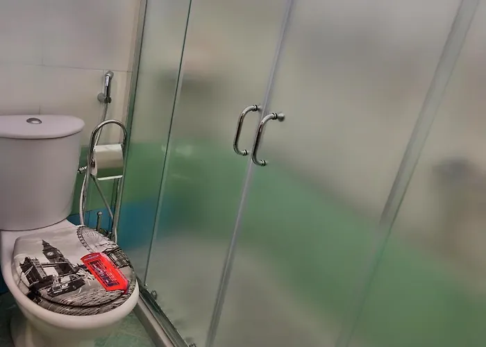 Luxury In Royal For King And Queen