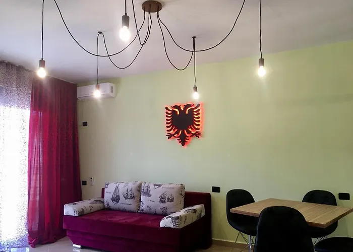 Luxury In Royal For King And Queen *